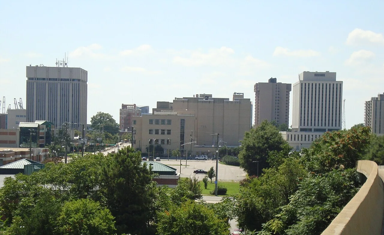 Multi-Site Commercial Roof Programs in Newport News, VA